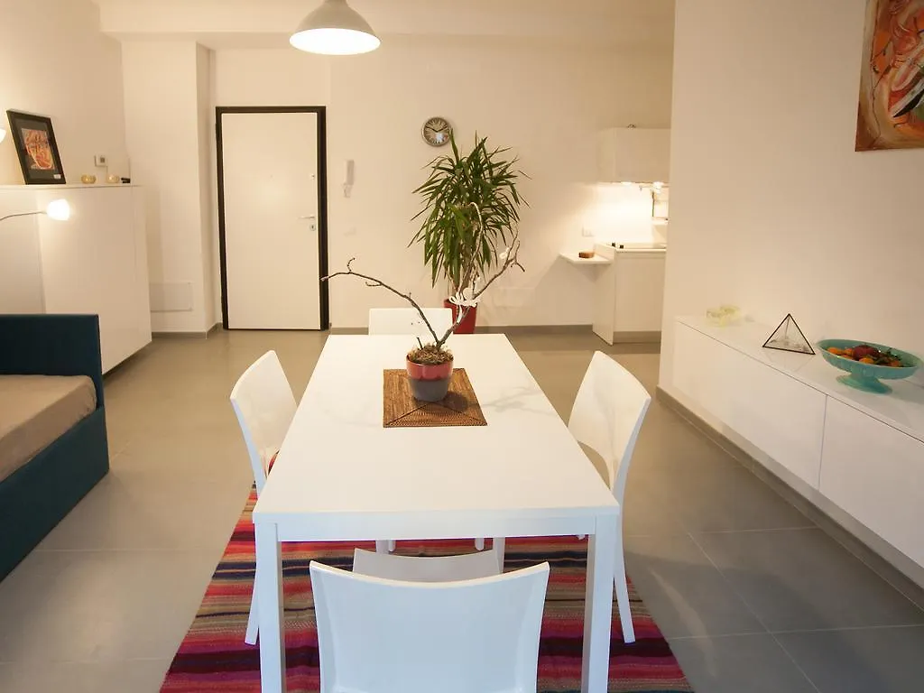Miavia Apartments- Marconi Italy