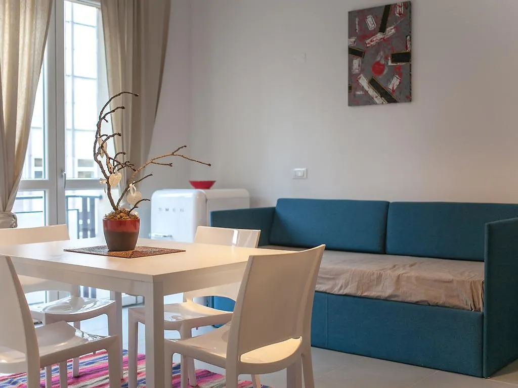 Miavia Apartments- Marconi 0*, Bologna