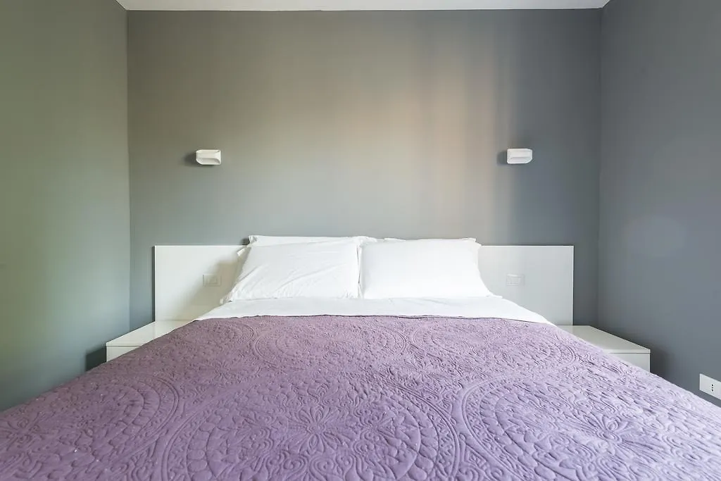 Miavia Apartments- Marconi
