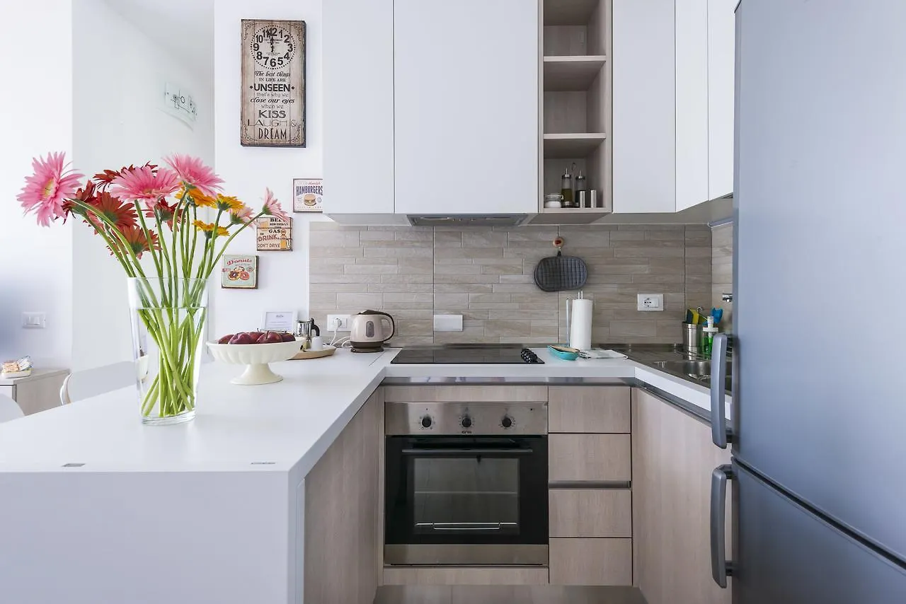 Apartment Miavia Apartments- Marconi Italy