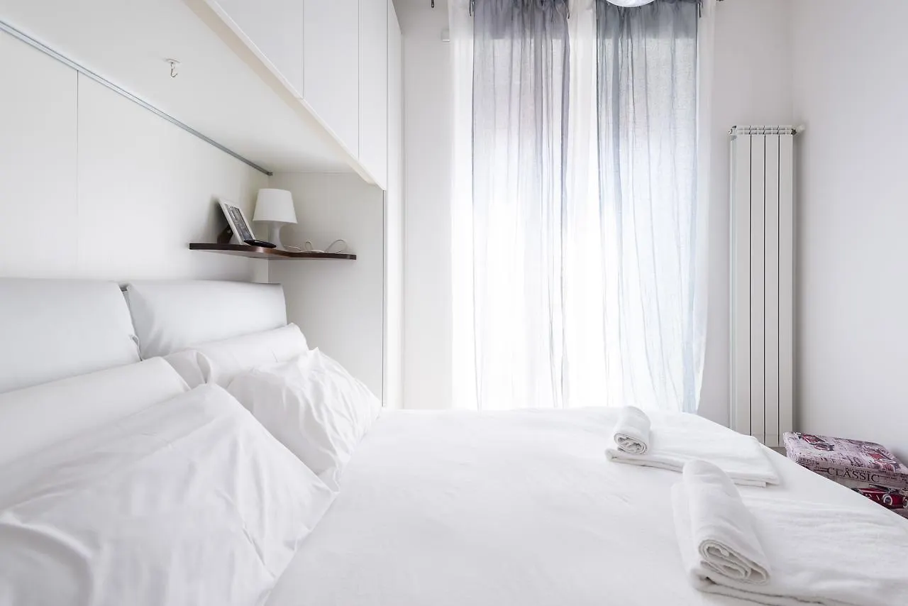 Miavia Apartments- Marconi Italy