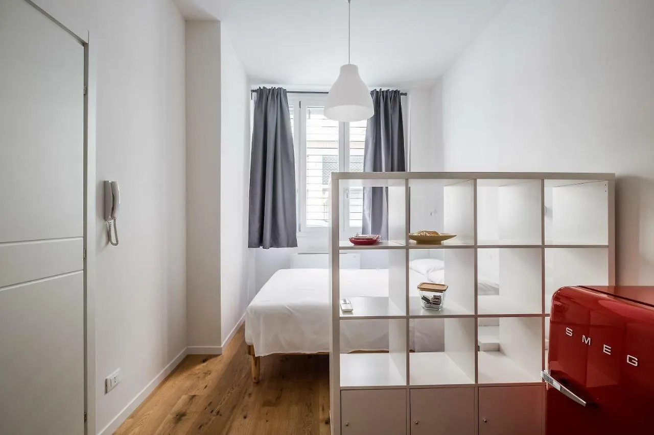 Miavia Apartments- Marconi 0*, Bologna Italy
